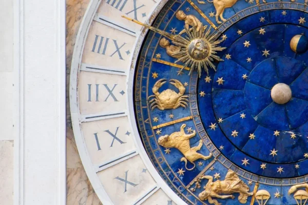 Hvorfor astrologien får nyt liv i den digitale tidsalder